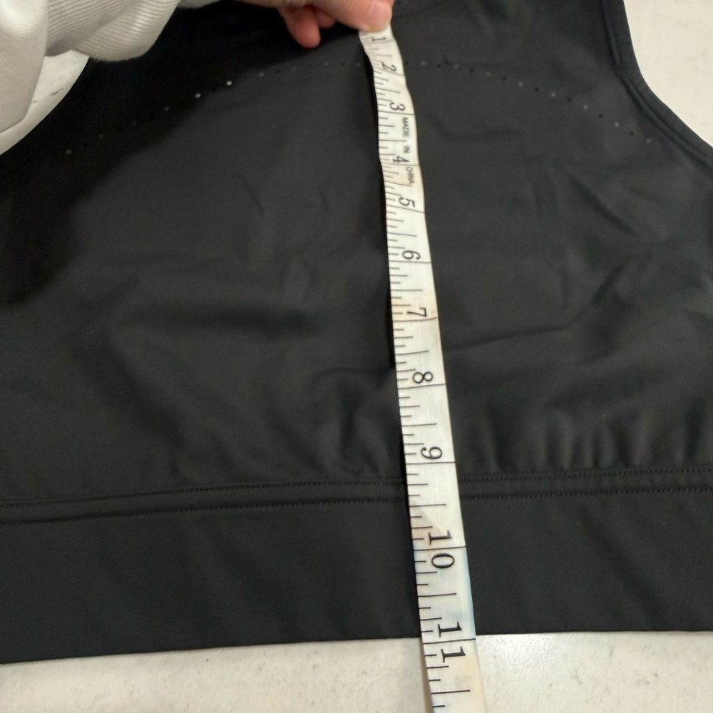 Lululemon Fit Physique Crop Top Black Estimated Size 4 - Picture 7 of 7